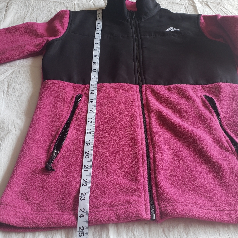 WOMEN'S PINK AND BLACK SWEATER - Picture 8 of 11